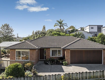 24A Orinda Close, Botany Downs, Manukau City, 3 ਕਮਰੇ, 2 ਬਾਥਰੂਮ, House