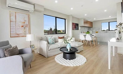 3 Master Bedrooms  Ultimate Privacy & Convenience