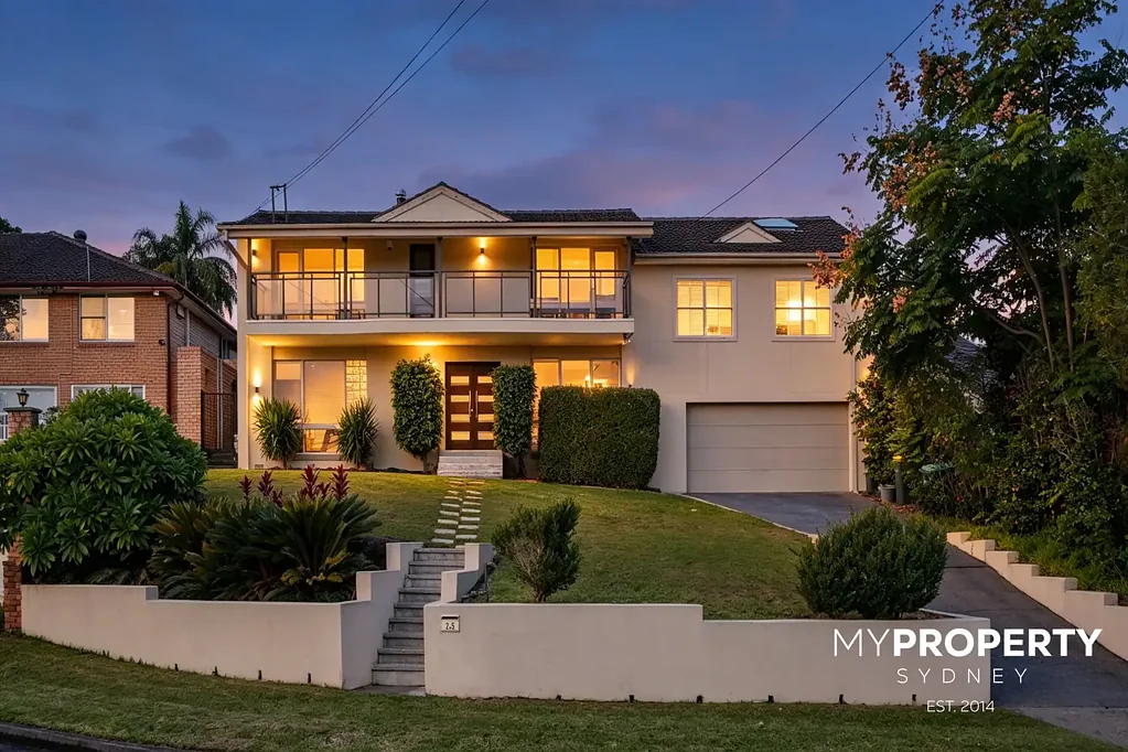 Baulkham Hills 3Moenga MAGNIFICENT FAMILY RESIDENCE WITH TWO KITCHENS & CAPTIVATING BLUE MOUNTAIN VISTAS