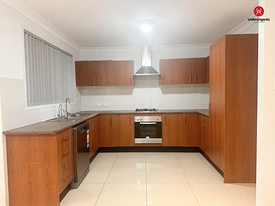 15 Wingham Road, Carnes Hill, NSW 2171, 4 Bedrooms, 2 Bathrooms, House
