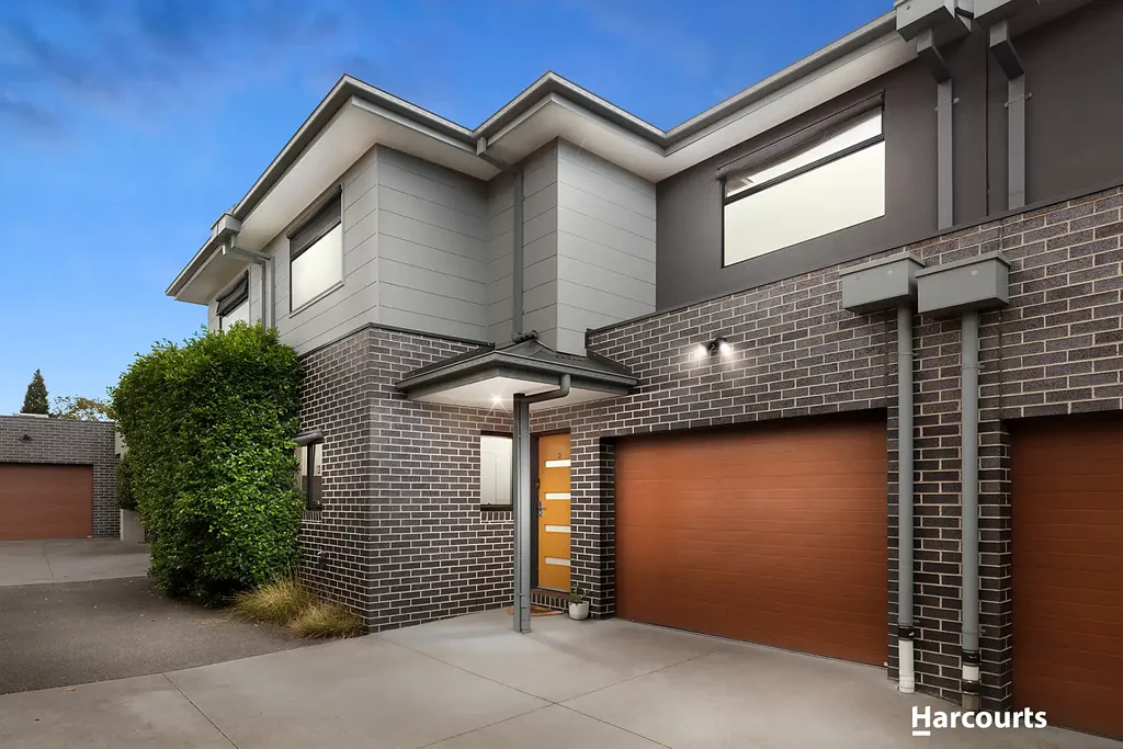 2/8 Queens Parade, Fawkner, VIC 3060