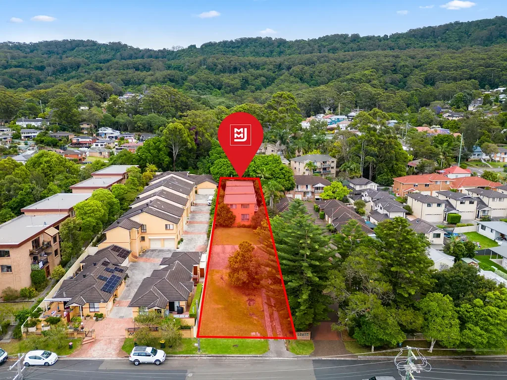 Woonona 10침실 5 Lots on One Title – Rare Multi-Dwelling Investment