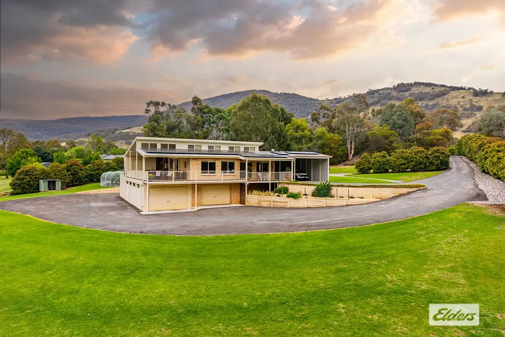 72 Michelle Drive, Kiewa, VIC 3691