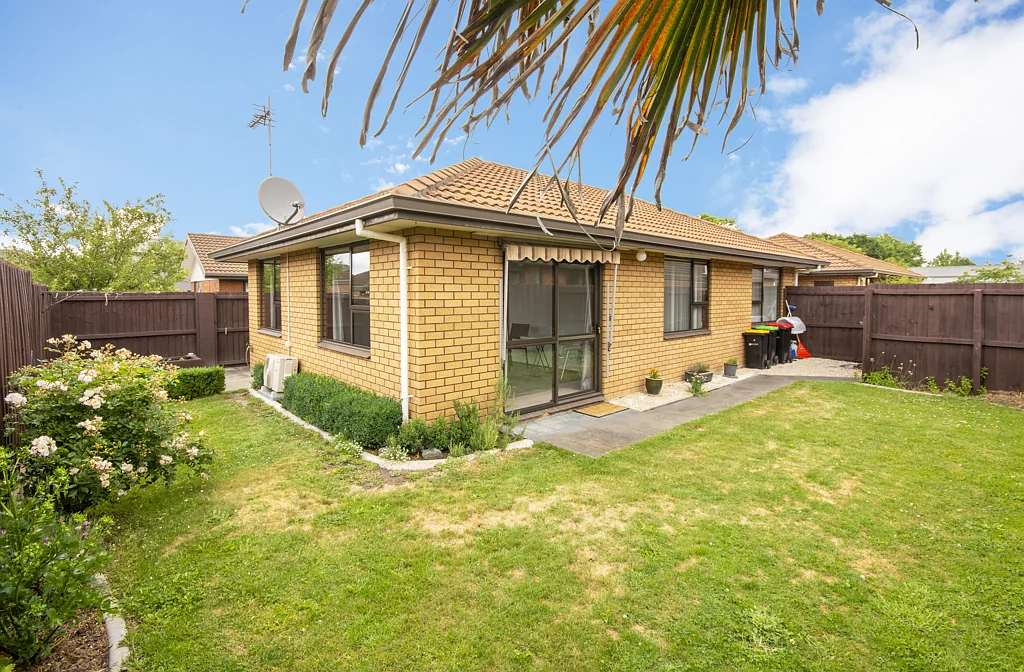 Rangiora 2房  Easy Living, Steps from Town