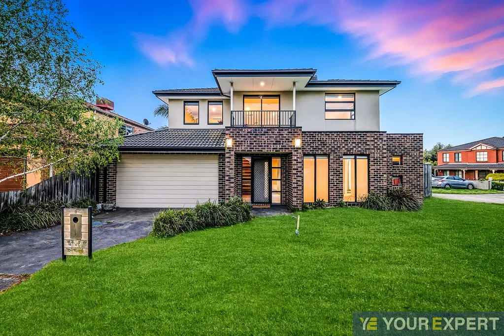 Narre Warren South 3房 步行商圈学校 公交便利 双车位车库 全独卫浴衣帽间 现代厨房石材台面 精美庭院奢居 Beautiful Family Home in a Prime Location!