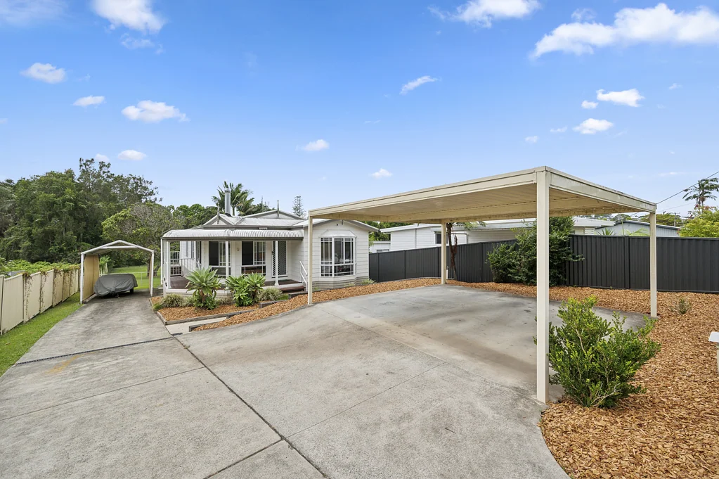 8 Lourdes Avenue, Urunga, NSW 2455