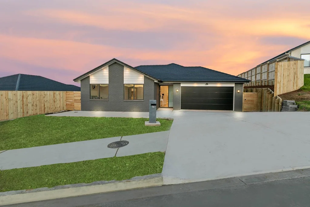 16 Piedmonte Avenue, Pokeno, Franklin, Auckland