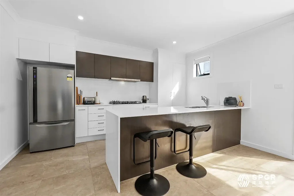 Riverstone 4ਬੈੱਡਰੂਮ Modern, Spacious & Near-New Living in a Prime Riverstone Pocket