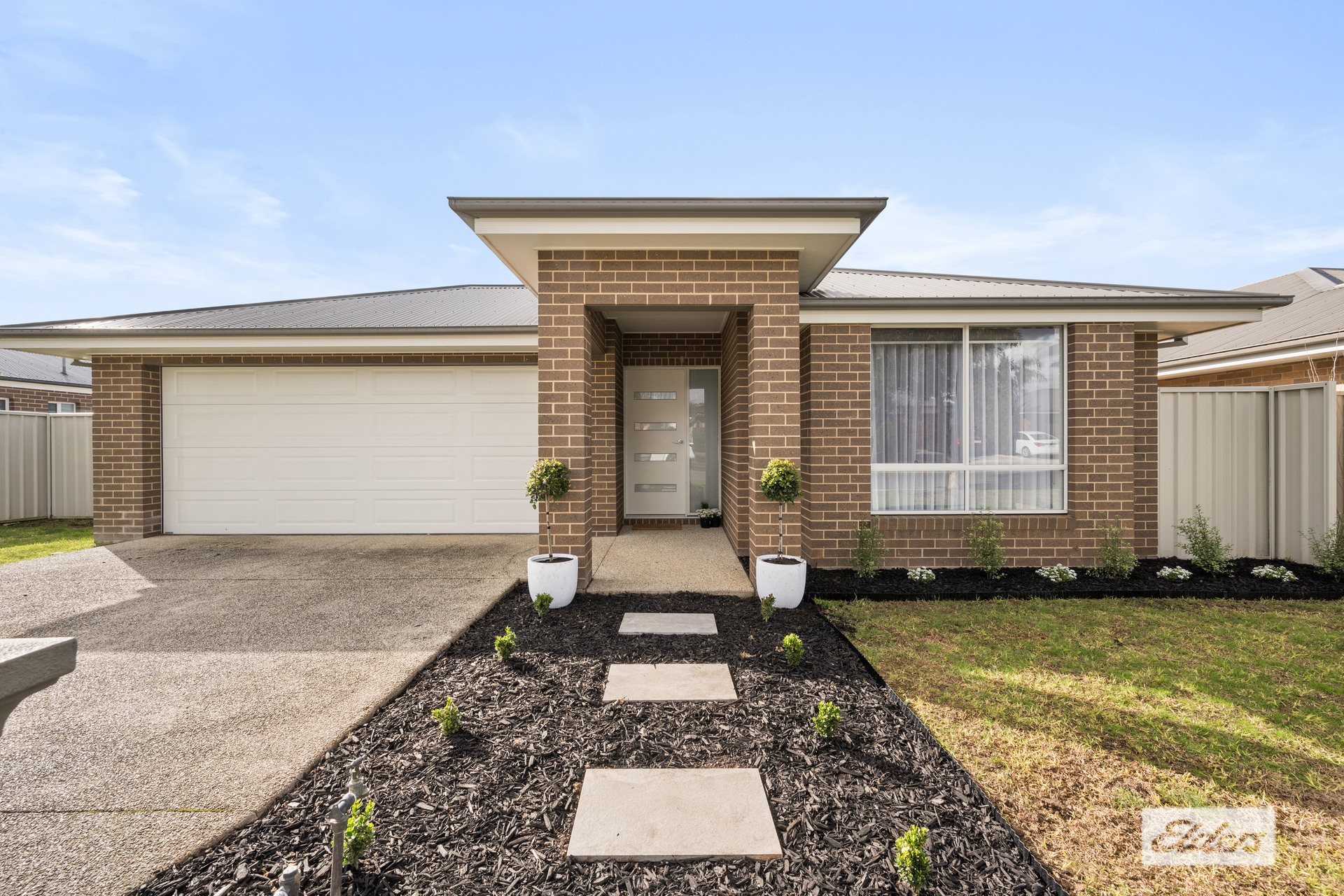 6 HASTINGS WAY, WEST WODONGA VIC 3690, 0 غرف, 0 حمامات, House