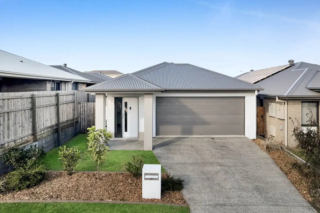 45 Classical Circuit, Ripley, QLD 4306