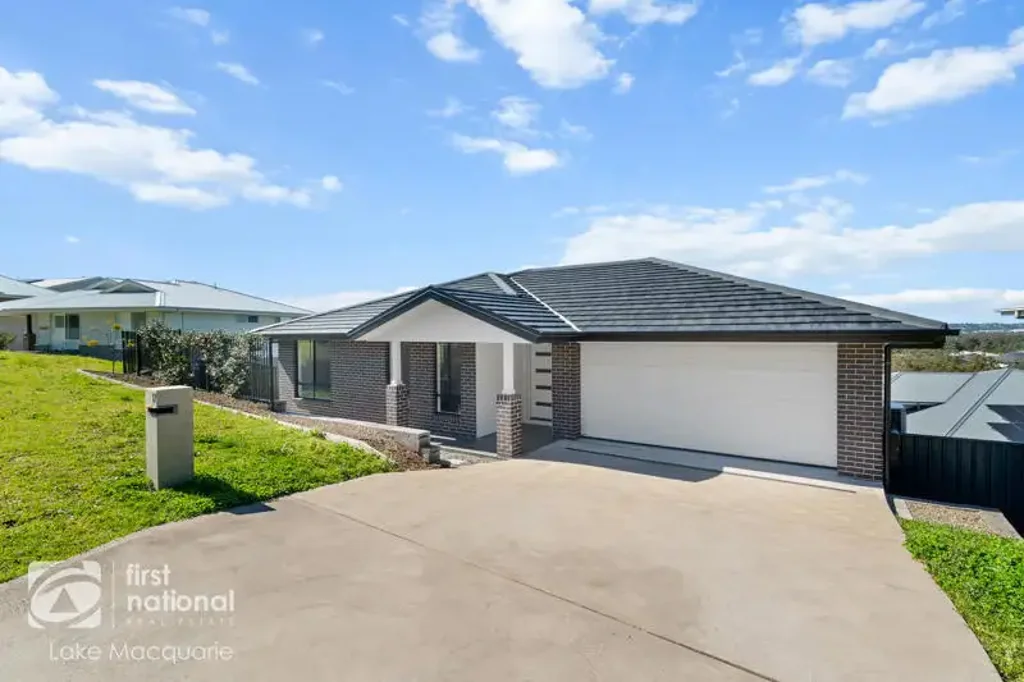 17 Comel Avenue, Cameron Park, NSW 2285