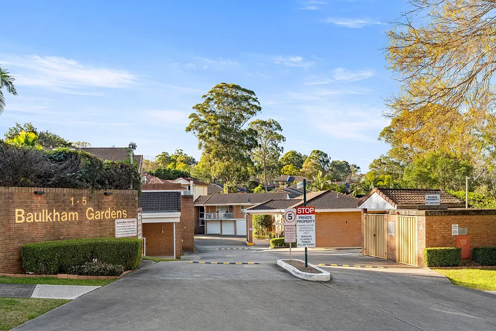 Baulkham Hills 2 Bedroom 2 Bedroom Unit In Prime Location!