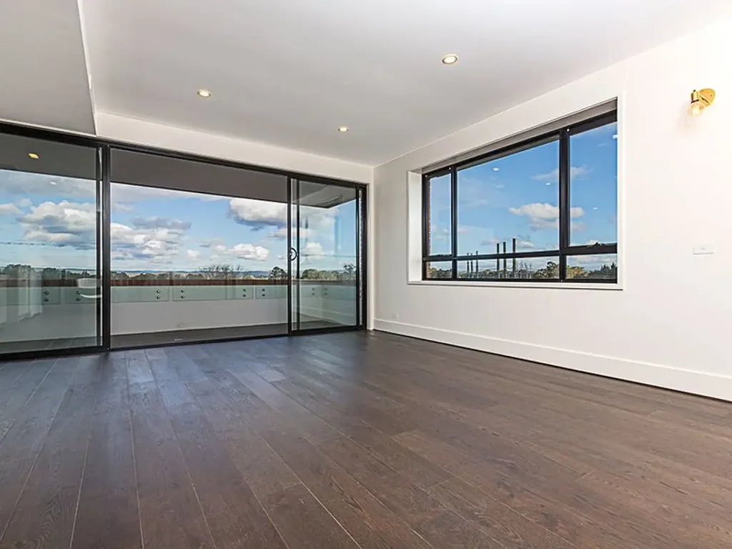 Kingston 1房  Best of The Prince!