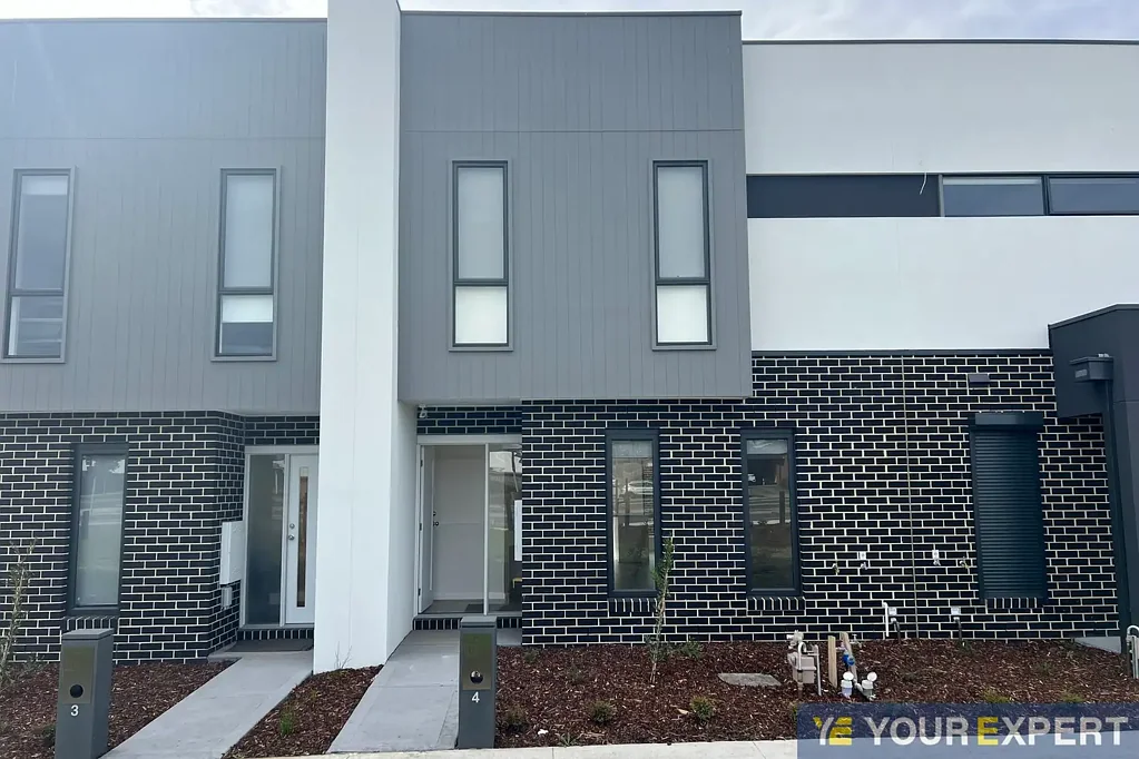 Modern in Narre Warren South!