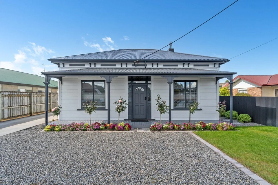 Masterton 3 Bedroom Beautifully Renovated Lock & Leave in Top Location