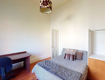 Rear/136 Queensberry Street, Carlton, Melbourne CBD, 3 침실, 1 욕실, House
