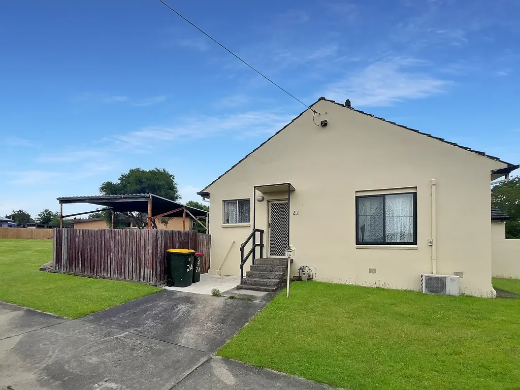 CHARMING 1 BEDROOM UNIT IN TRARALGON
