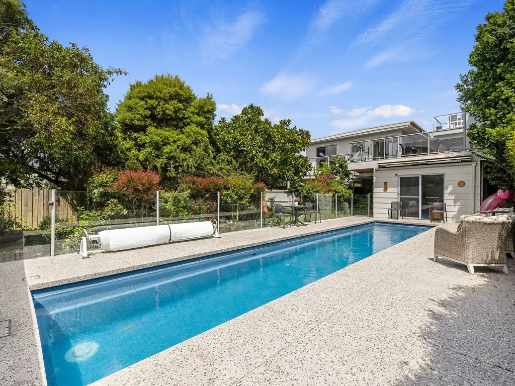 Inverloch 5Kwarto Immerse Yourself in Ultimate Luxury Living with Breathtaking Views