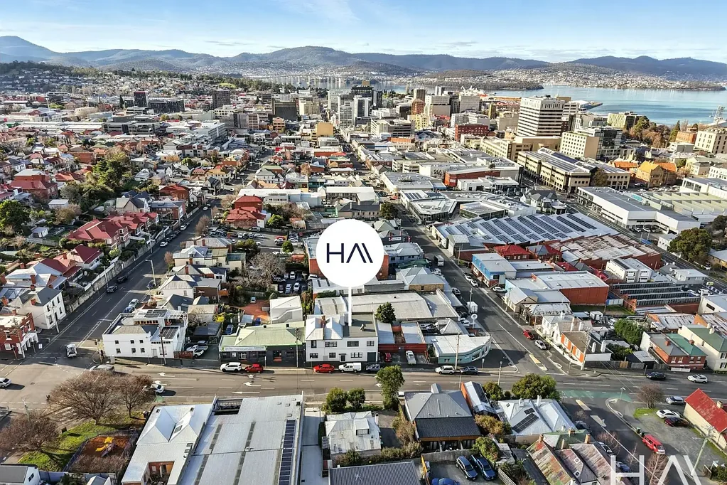 Hobart 1 Bedroom Rare inner city opportunity with excellent potential