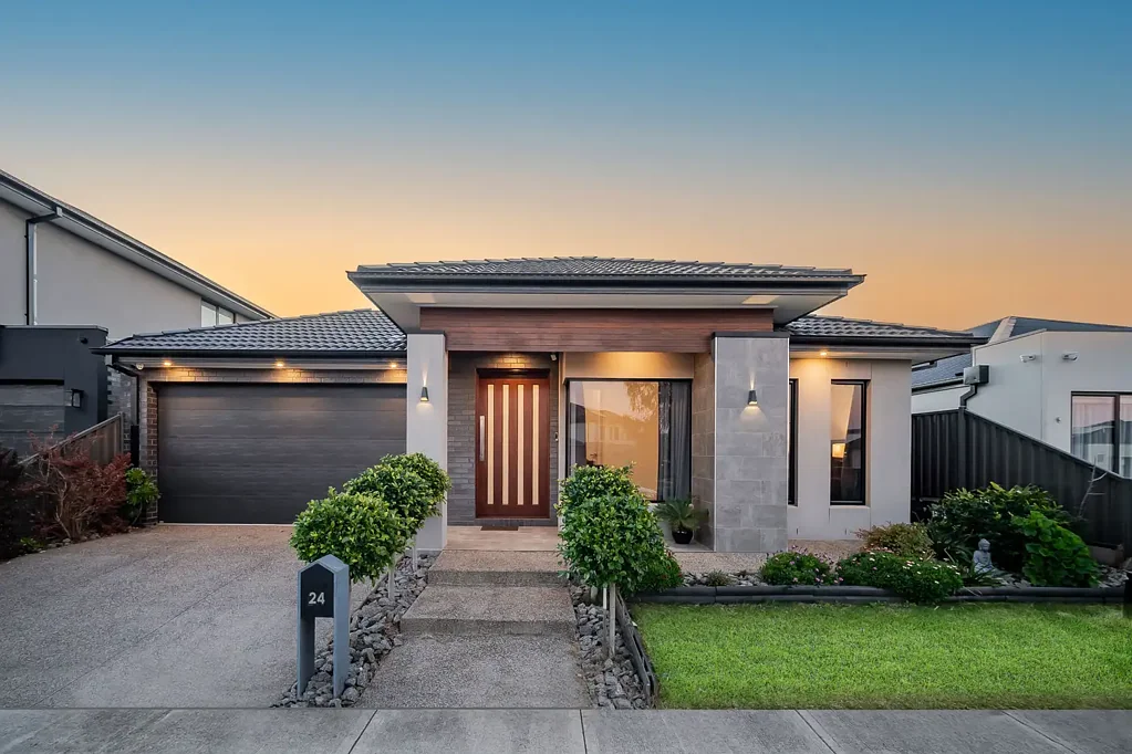 24 Ordinal Way, Greenvale, VIC 3059