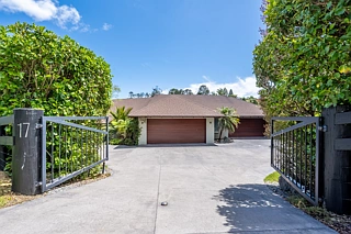 17 Pearson Road, Whitford, Manukau City