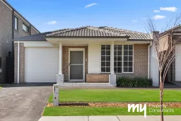 37 LONG REEF CCT, Gregory Hills