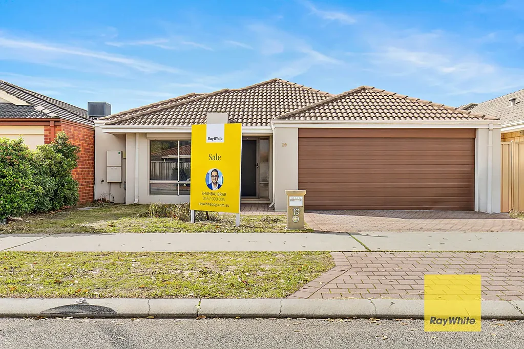 Thornlie 4Moenga Modern, Low Maintenance Living in a Convenient Thornlie Location