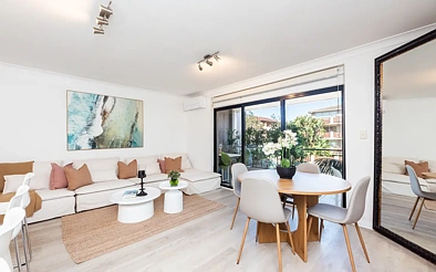 Address Withheld, Bondi, NSW 2026, 2 habitaciones, 2 baños, Apartment