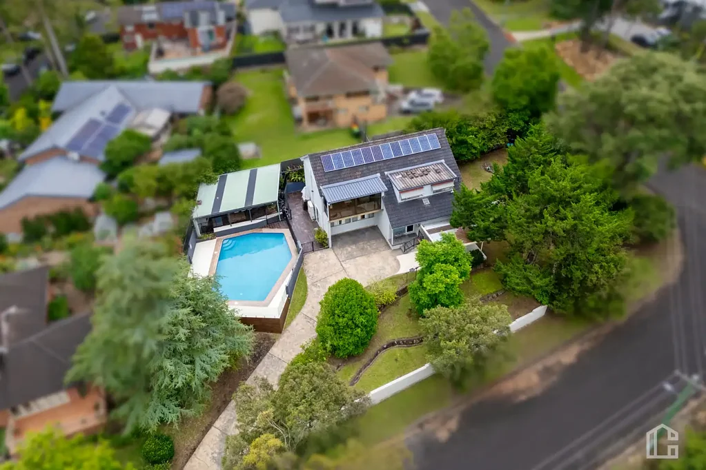 Mount Riverview 5कमरा Charming Family Retreat with In-Ground Swimming Pool - Open Home Saturday 18th July, 11.00am - 11.20am