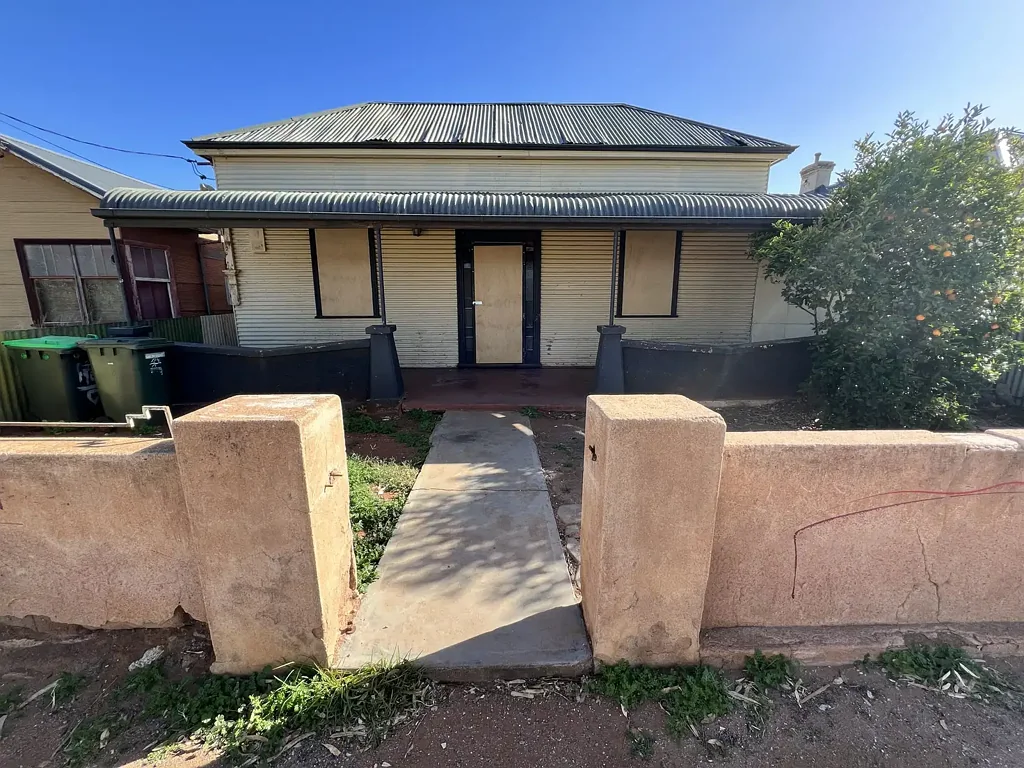 Broken Hill 2ਬੈੱਡਰੂਮ Renovation Project