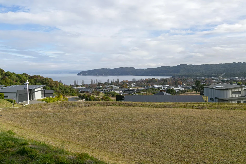 Kinloch BUILD NEW WITH A BEAUTIFUL VIEW!