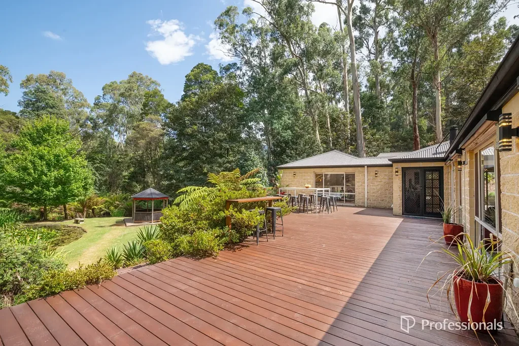 15B Old Warburton Road, Warburton, VIC 3799