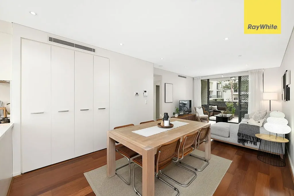 Meadowbank 2 Bedroom Sunlit Apartment with Great Layout in Prime Location!
