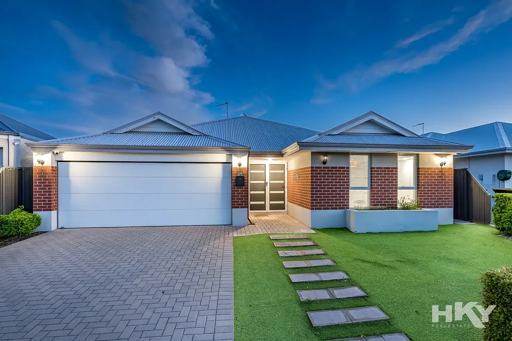 24 Dalmilling Drive, The Vines, WA 6069