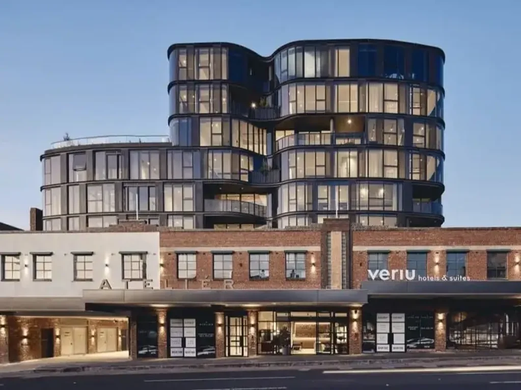 New Luxurious Apartment