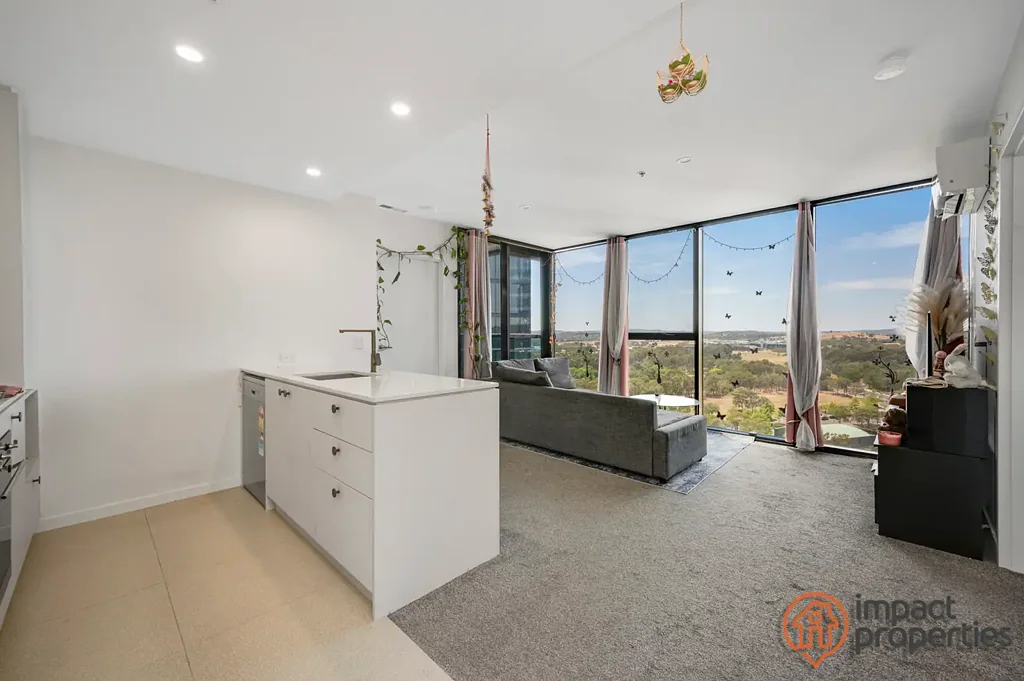 Belconnen 2房  Cosmopolitan Living at its Best !
