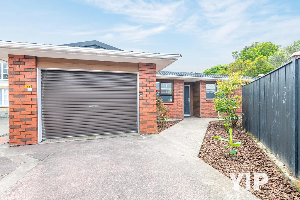 Johnsonville 2ਬੈੱਡਰੂਮ Single Level & Walk to Maccas? YIP!