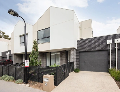 7 Quarter Circuit, Springvale, South East Melbourne, 3 غرف, 2 حمامات, Townhouse