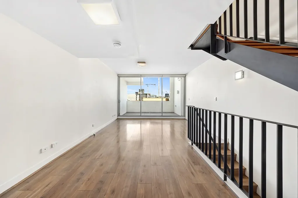 Chic Urban Living In A Coveted Sought After Pocket