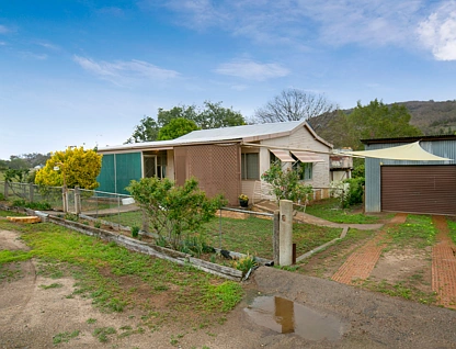 209 Back Kootingal Road, Tamworth, NSW 2340, 3 ਕਮਰੇ, 1 ਬਾਥਰੂਮ, House