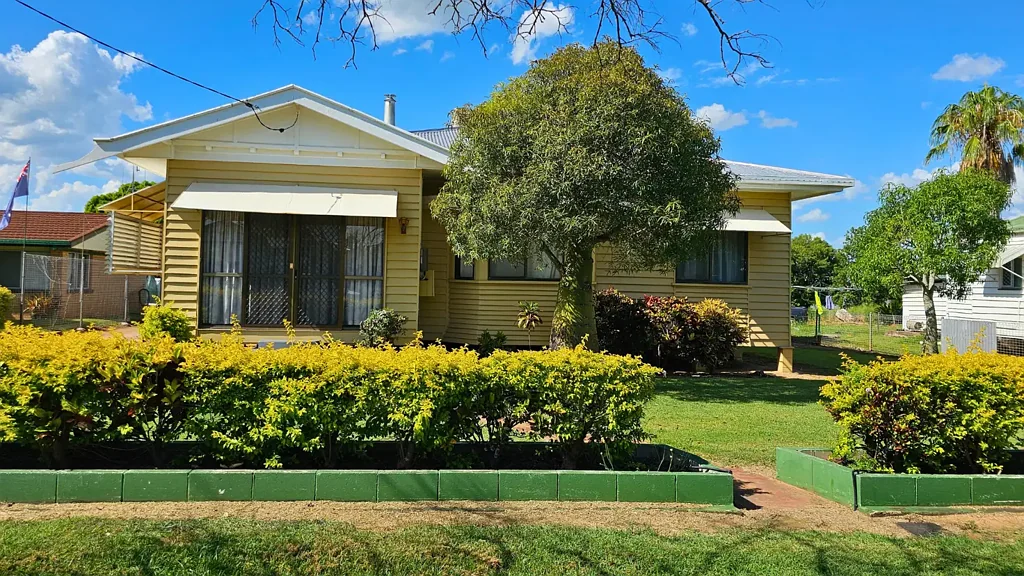58 Meson Street, Gayndah, QLD 4625