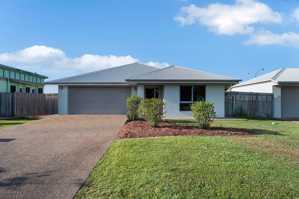 19 Daydream Circuit, Burdell, QLD 4818
