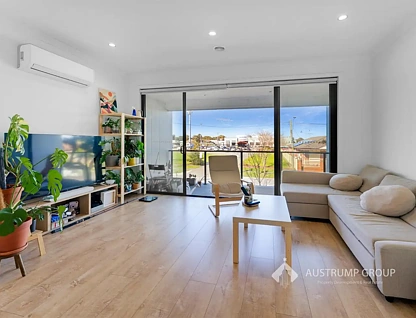 38 View Road, Springvale, VIC 3171, 4房, 3浴, Townhouse