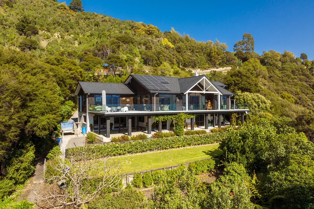 Waikawa  Location, Luxury and breathtaking Views