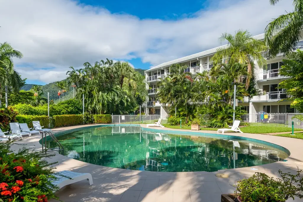 2 Bedroom Apartment in Palm Cove
