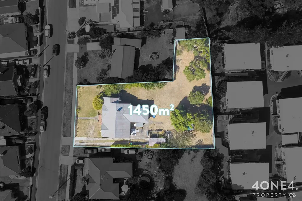 15 Hilton Road, Claremont, TAS 7011