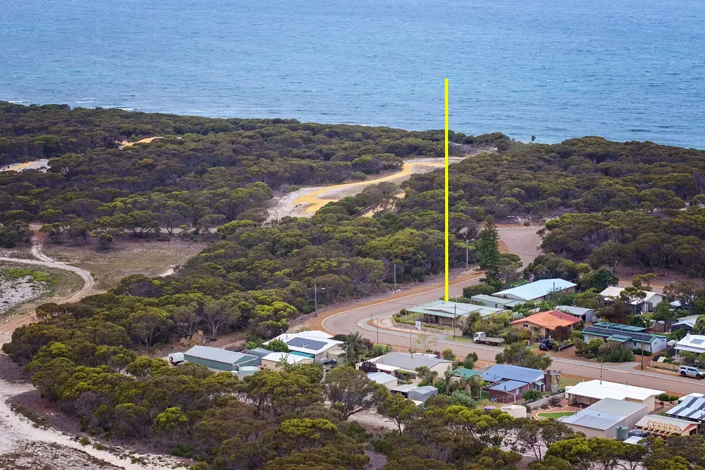 26 Flinders Street, Hopetoun, WA 6348