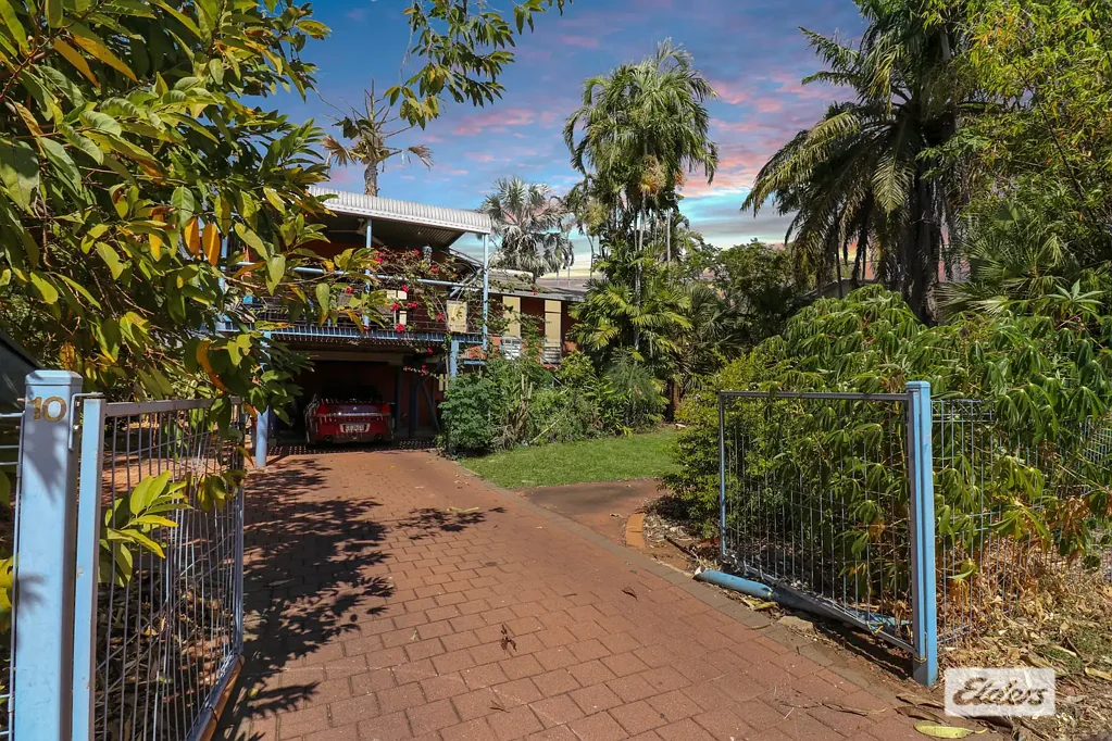 Katherine 3房  Elevated 3-Bedroom Home on a Generous 1100m² Block