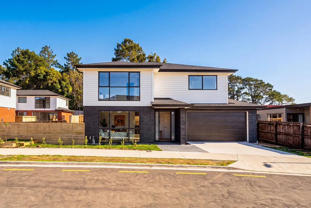 Swanson 5Kwarto Modern Luxury Meets Family Living in Swanson