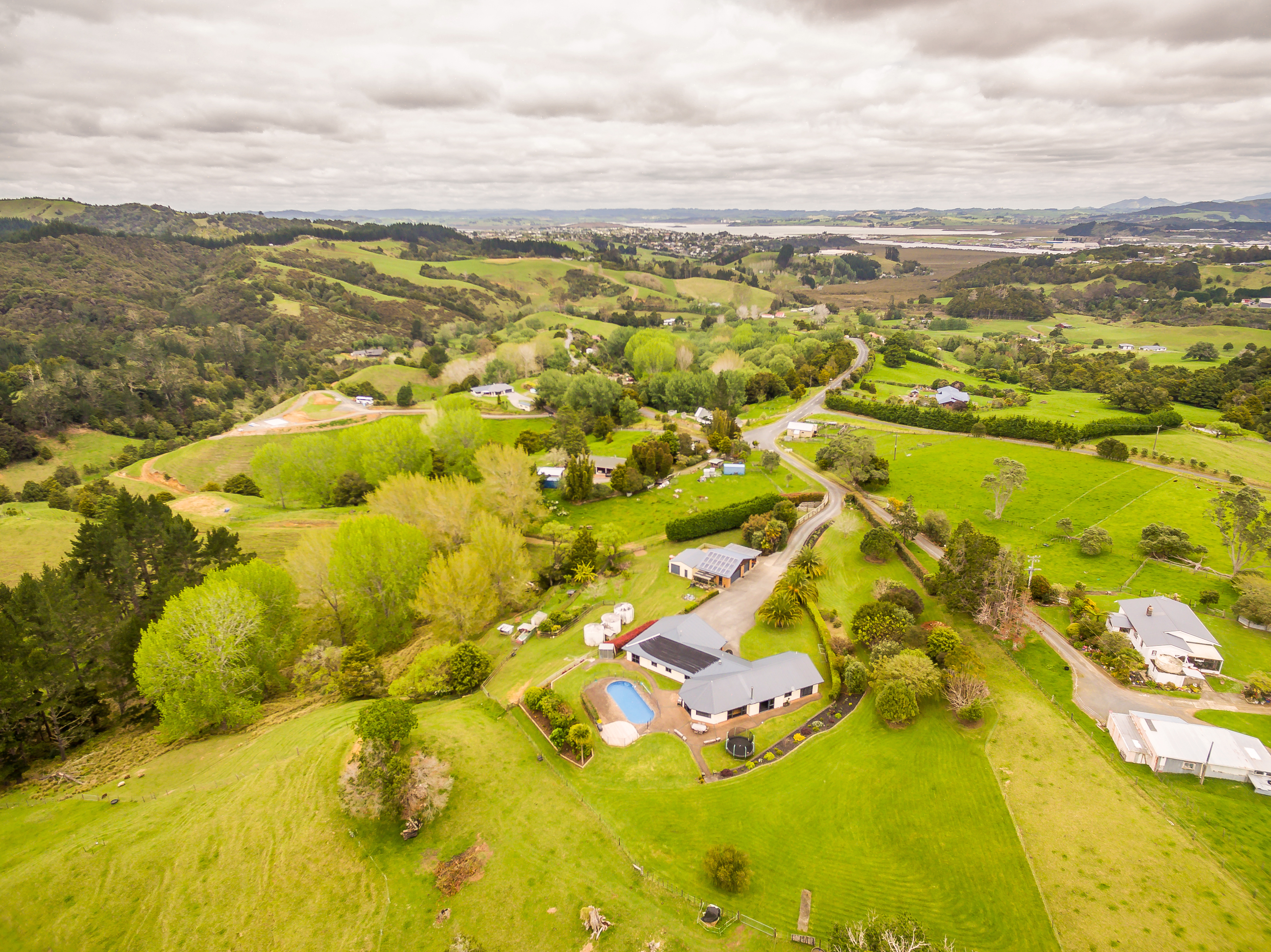 268 Awaroa River Road, Abbey Caves, Whangarei, 6部屋, 2バスルーム